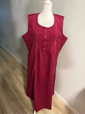 Sleeveless Corduroy Midi Dress in Raspberry